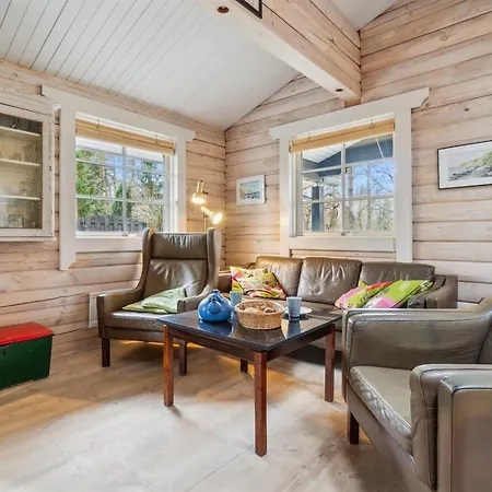 Brynjolf - 1km From The Sea By Interhome Feriehus Rønne