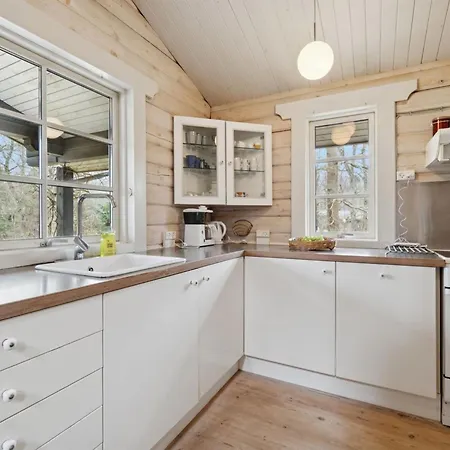 Brynjolf - 1km From The Sea By Interhome *