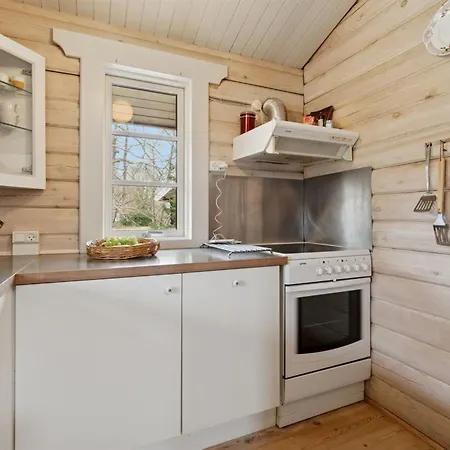 Brynjolf - 1km From The Sea By Interhome